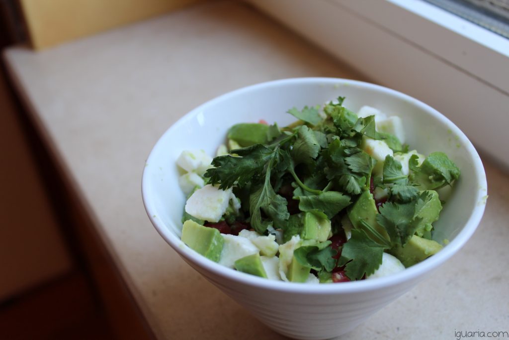 Salada Simples De Queijo E Abacate Iguaria Receita E Culin Ria