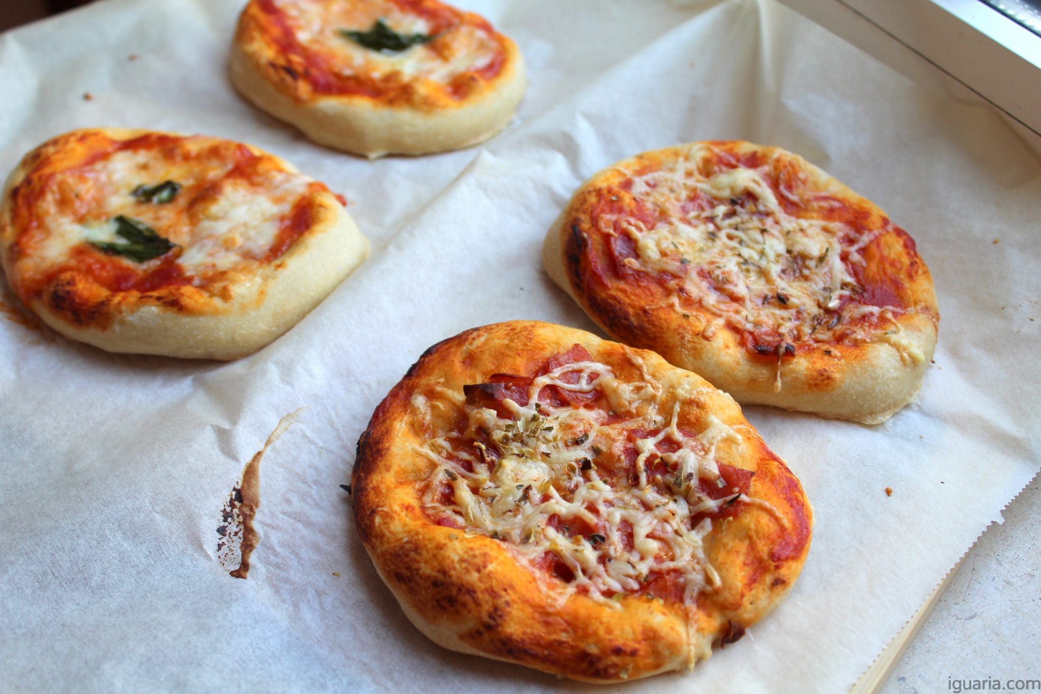 Mini Pizzas Iguaria Receita e Culinária