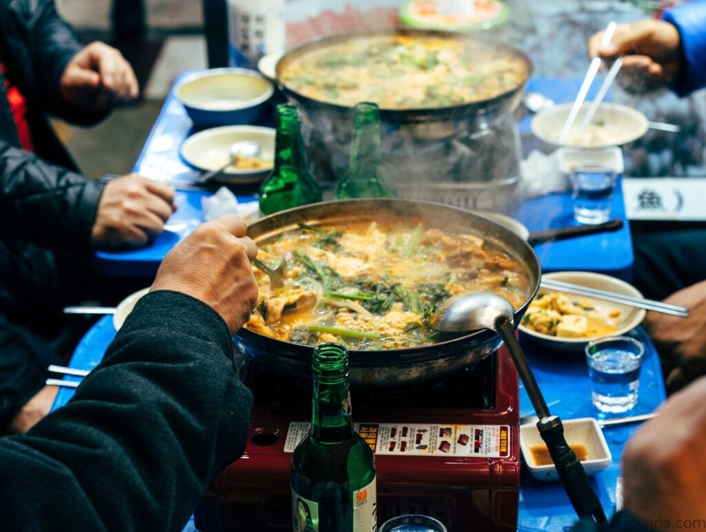 As Melhores Comidas de Rua da Coreia do Sul Iguaria Receita e Culinária