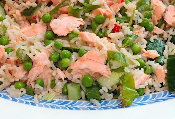 salada-de-arroz-e-salmao