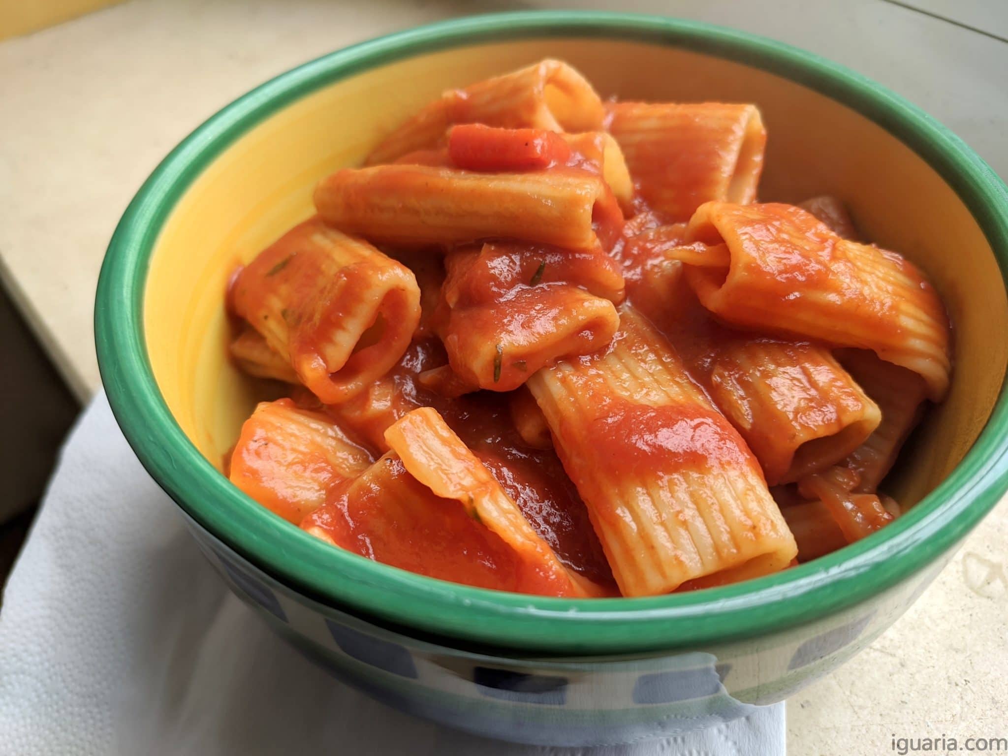 Macarrão Em Molho De Tomate • Iguaria Receita E Culinária